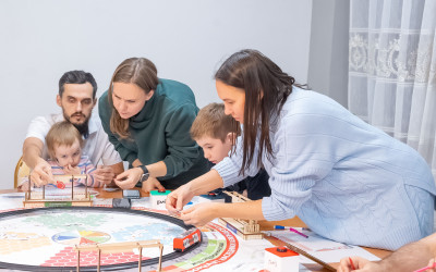 "Платформа №7": Семейное путешествие в мир железнодорожных традиций