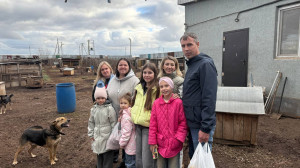 Рубрика «Семейные встречи» г. Оренбург. Трёхсемейное единение ради  добра - приют "Отрада".