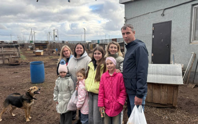 Рубрика «Семейные встречи» г. Оренбург. Трёхсемейное единение ради  добра - приют "Отрада".