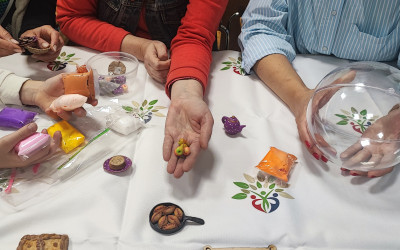 Мастер – класс от художника – декоратора по оформлению новогоднего шара.