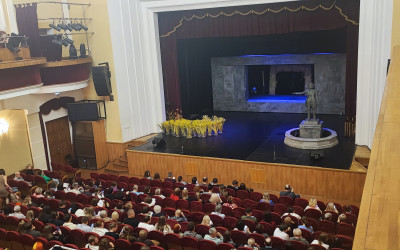 Театральный вечер с &laquo;Ревизором&raquo;