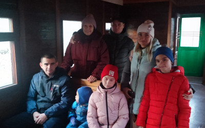 Рубрика «Семейные встречи». Путешествие в прошлое и будущее: Челябинские семьи побывали в сердце истории ЮУЖД.