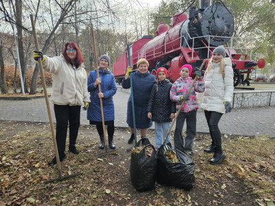 Рубрика «Семейные встречи». Субботник у «Красного коммунара»