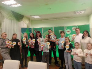 Общение эмоциями: Южно - Уральские семьи  учились понимать друг друга без слов на интересном тренинге.   