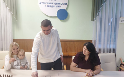 Рубрика « Семейные встречи» г. Челябинск. «Шахматные короли»