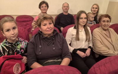 Южно &ndash; Уральские семьи окунулись в атмосферу степей на концерте театра танца &laquo;Ойраты&raquo;