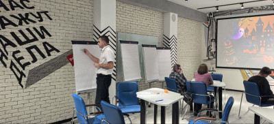 Семьи дорожного клуба отлично провели время на увлекательном квизе. 