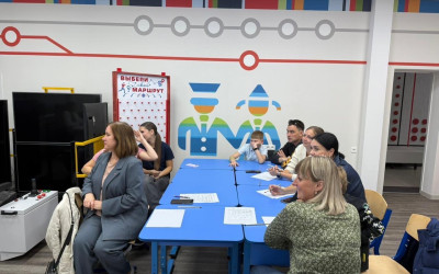 В семейном клубе Приволжской детской железной дороги состоялся Практикум по развитию навыков волонтера