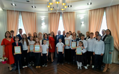 На Свердловской железной дороге состоялось торжественное награждение самых активных семей и победителей основного этапа! 