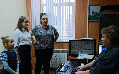 В Муроме прошел мастер-класс по вокалу для семей железнодорожников