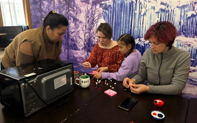 «Три ярких оттенка дружбы» Южно-Сахалинского ДСК.