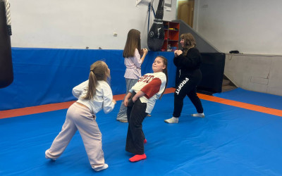 Международный день тренера во Владивостокском «Дорожном семейном клубе»  отметили по-настоящему спортивно!