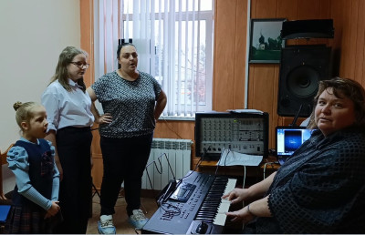 В Муроме прошел мастер-класс по вокалу для семей железнодорожников