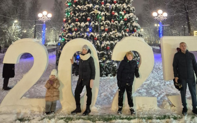 Настроение Нового года уже пришло вместе с новым творческим заданием на встрече с лидером.