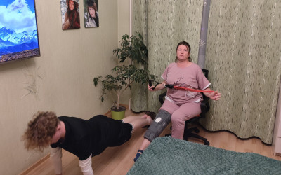 «Простые упражнения для занятых: мастер-класс от нашего фитнес-тренера»