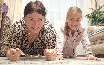 «Простые упражнения для занятых: мастер-класс от нашего фитнес-тренера»