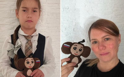 Талисман для защитников Отечества своими руками от всего сердца — мастер-класс по шитью Чебурашки в Свердловском семейном клубе.