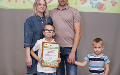 Церемония награждения победителей и финалистов дорожного этапа пятого корпоративного социального проекта ОАО &laquo;РЖД&raquo; &laquo;Семейные ценности и традиции&raquo;.