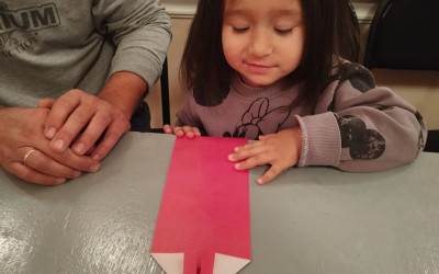 В Ижевске прошел мастер-класс по оригами, объединивший поколения