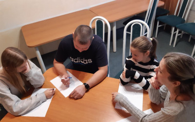 Семейная гостиная «Культура и история железных дорог» объединила поколения в Горьковском клубе