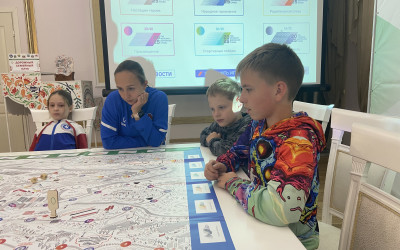 Наследники железнодорожной славы»: Семейные команды бросили вызов в стратегической игре в Горьковском клубе