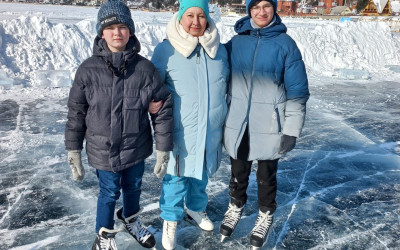 Поймали с семьями здоровый ритм! Интеллектуальный триатлон "Код здоровья" на Свердловской дороге!