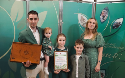 &laquo;Семья &ndash; главная ценность&raquo;: на Западно-Сибирской железной дороге наградили победителей проекта "Семейные ценности и традиции 2025"