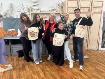 «Дорожный семейный клуб» Владивостока продолжает вдохновляющие творческие встречи с семьями проекта!