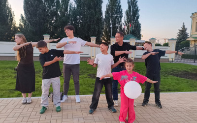 Поймали с семьями здоровый ритм! Интеллектуальный триатлон "Код здоровья" на Свердловской дороге!