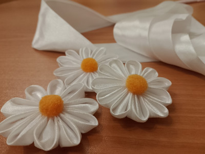 Мастер – класс – Символ любви и верности из атласных лент.