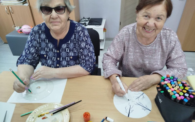 В "Дорожном семейном клубе" поселка Тында ДВЖД состоялось трогательное событие &ndash; встреча бабушек, объединенных проектом "Семейные ценности и традиции". 