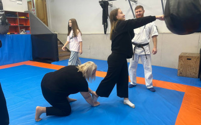 Международный день тренера во Владивостокском «Дорожном семейном клубе»  отметили по-настоящему спортивно!