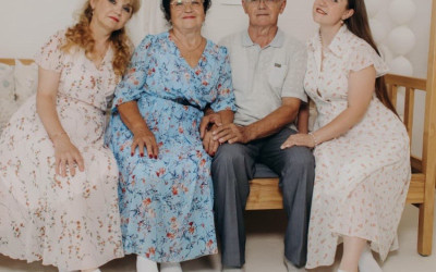 На Дальнем Востоке семья железнодорожников — одна большая семья! И когда Владивостокскому  Дворцу культуры железнодорожников исполнилось 90 лет, семьи Дальневосточной железной дороги из разных городов спешили поздравить любимый дворец с юбилеем. 