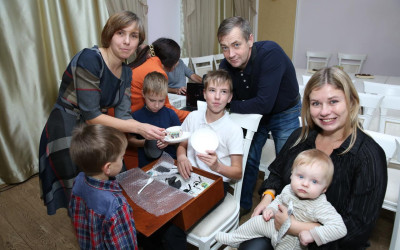 Торжественное награждение семей участников корпоративного социального проекта ОАО «РЖД» «Семейные ценности и традиции»