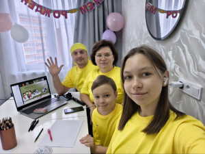 Семьи Свердловского семейного клуба собрались в виртуальной гостиной на игру «Культура и история железных дорог»