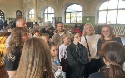 Семьи работников Дальневосточной железной дороги посетили уникальную экскурсию по Владивостокскому железнодорожному вокзалу.