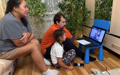 Команда ДВЖД, вы &mdash; невероятны! Ваша энергия, сплочённость и желание побеждать заряжают всех вокруг. В этот юбилейный год вы доказываете, что нет ничего невозможного!